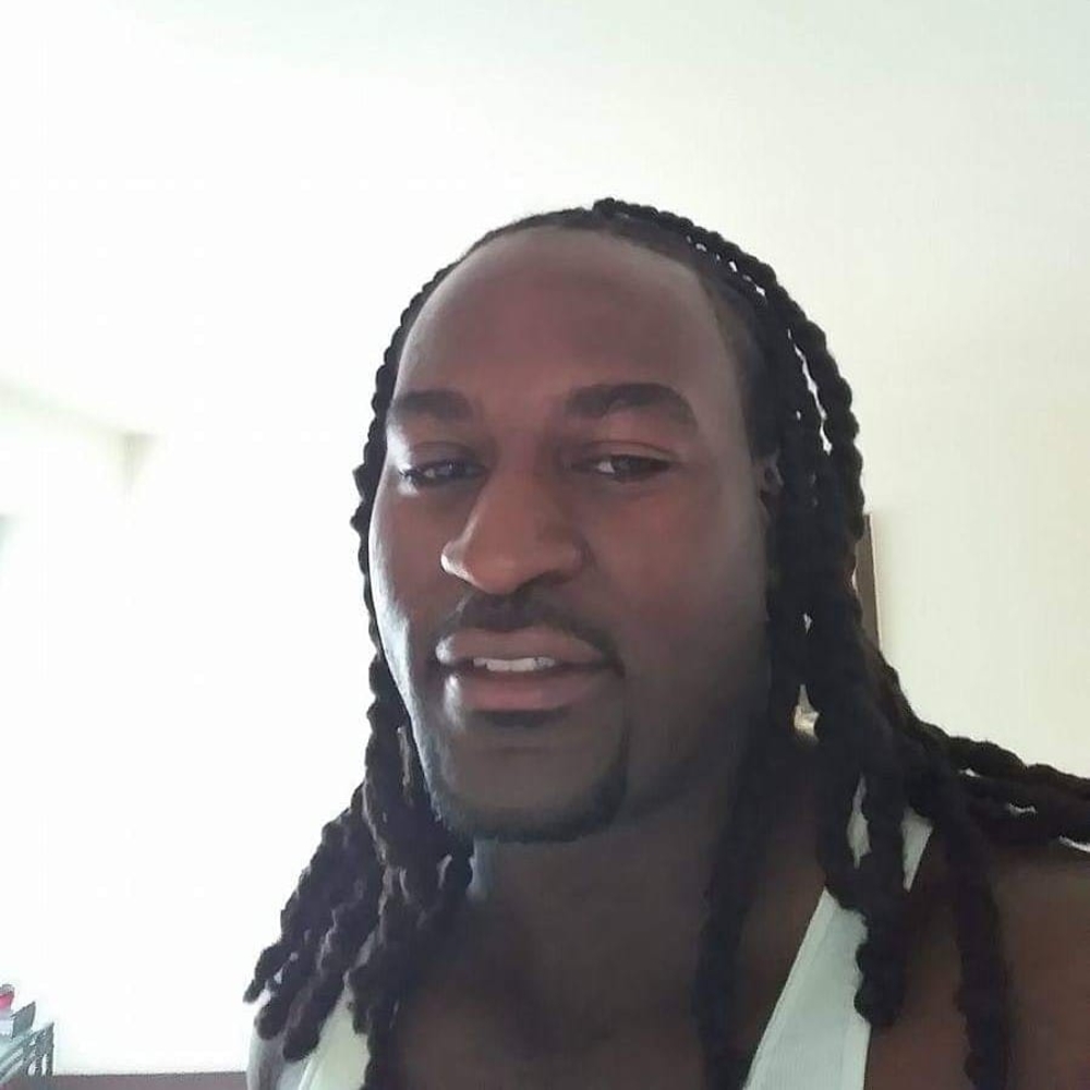 Meet your Posher, Claude